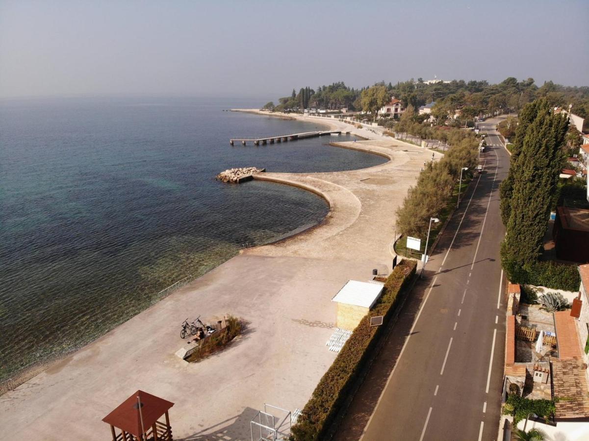 Apartment A4 Ines Near Beach Porec Esterno foto